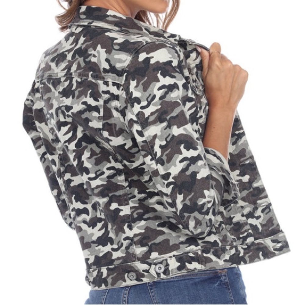 Camouflage Black, White & Tan Patterned Denim Jean Jacket Button Down Pockets